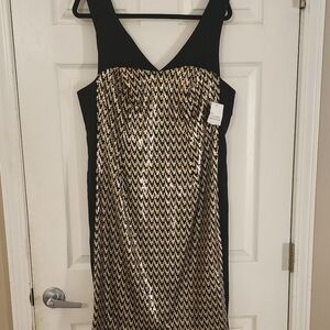 ROBBIE BEE Elegant Black and Gold Sequin Dress 16W